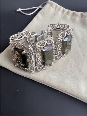 Vintage 1962 Sarah Coventry Celebrities Bracelet Elegant Silver-Tone Bracelet